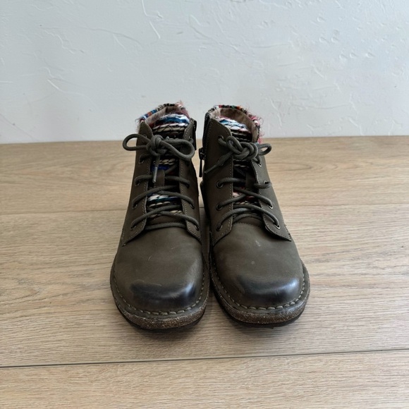 Aetrex Women’s Jolie Brown Leather Sweater Cuff Ankle Side Zip Boots Size 5 - Picture 8 of 8